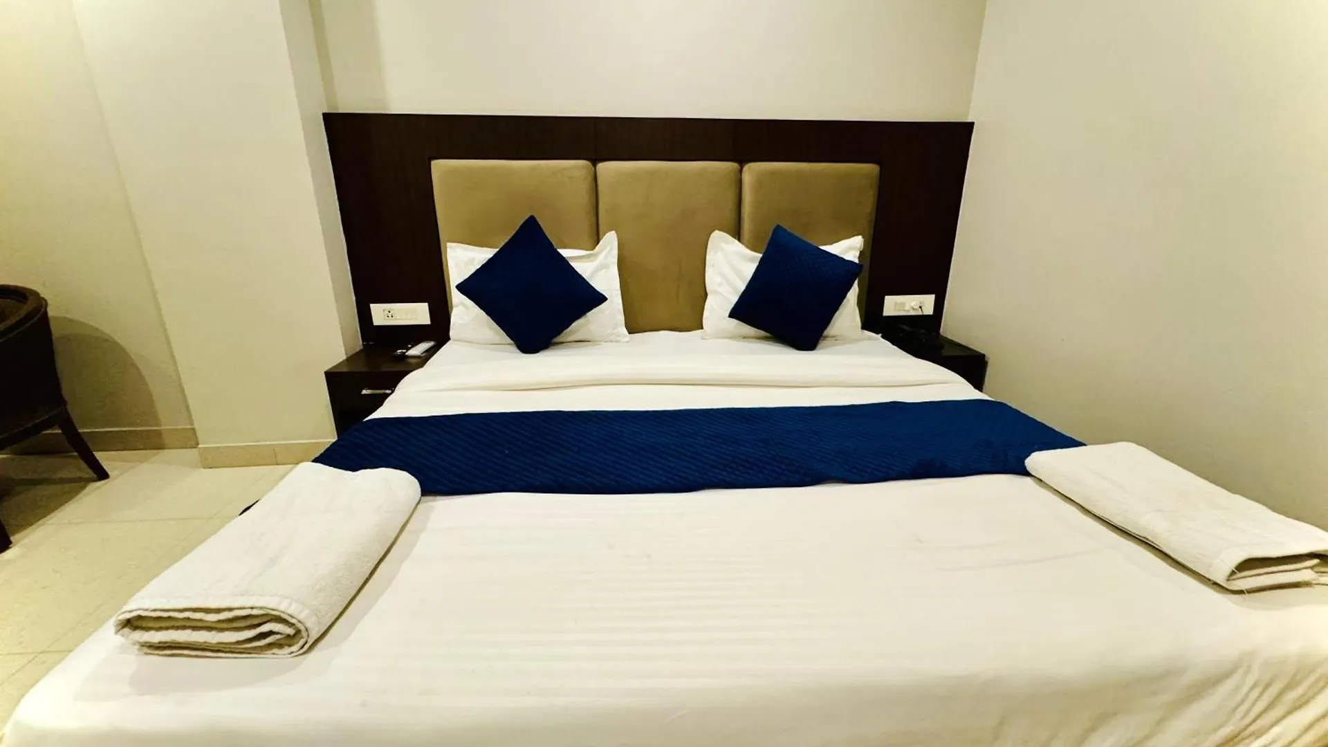 فندق Grand Continental فاراناسي
