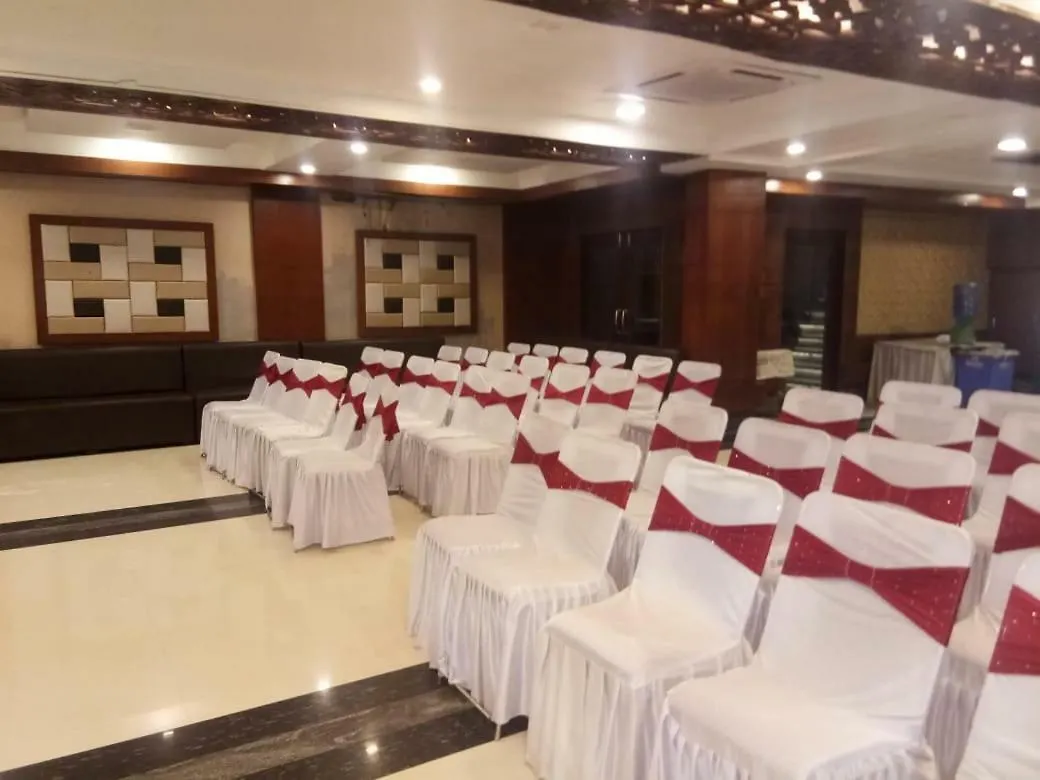فندق Grand Continental فاراناسي